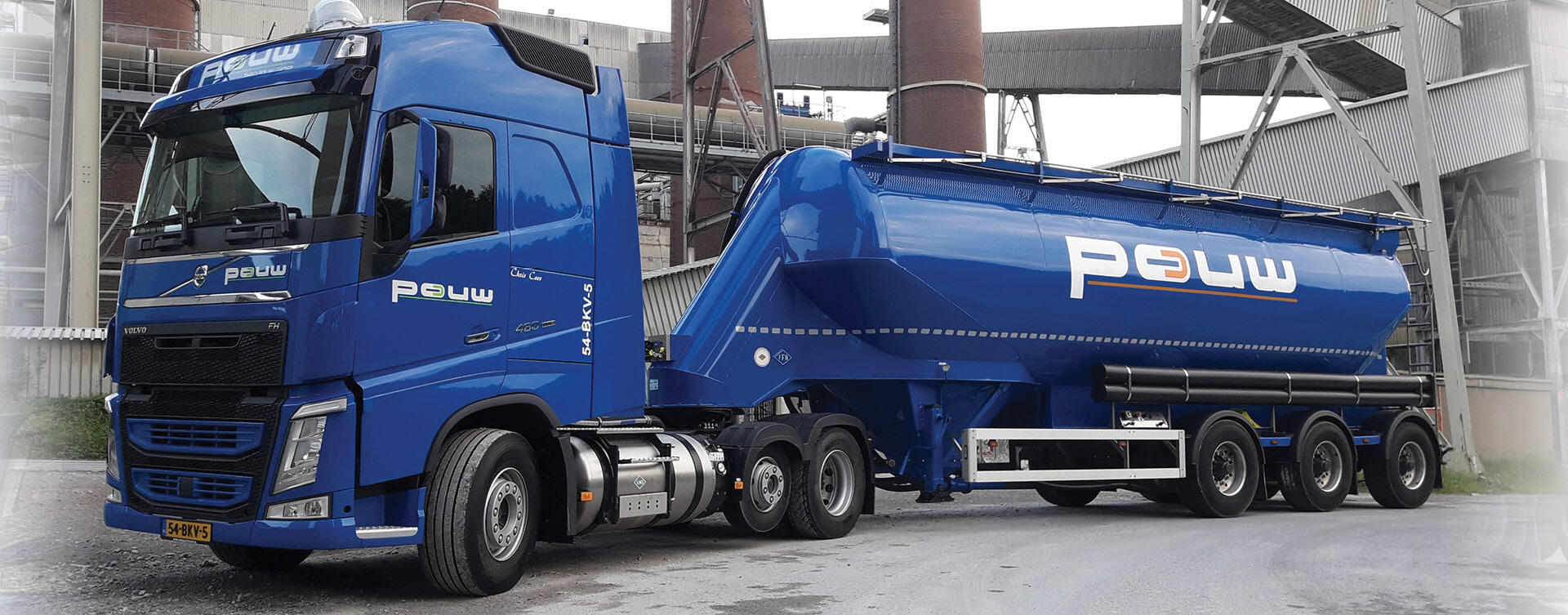 Eerste Volvo LNG-trucks in Nederland