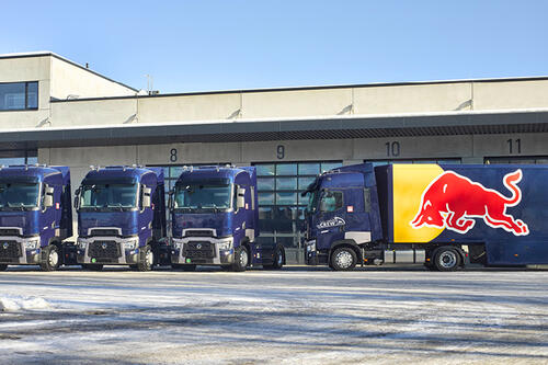 renault-trucks-red-bull-360x240.jpg