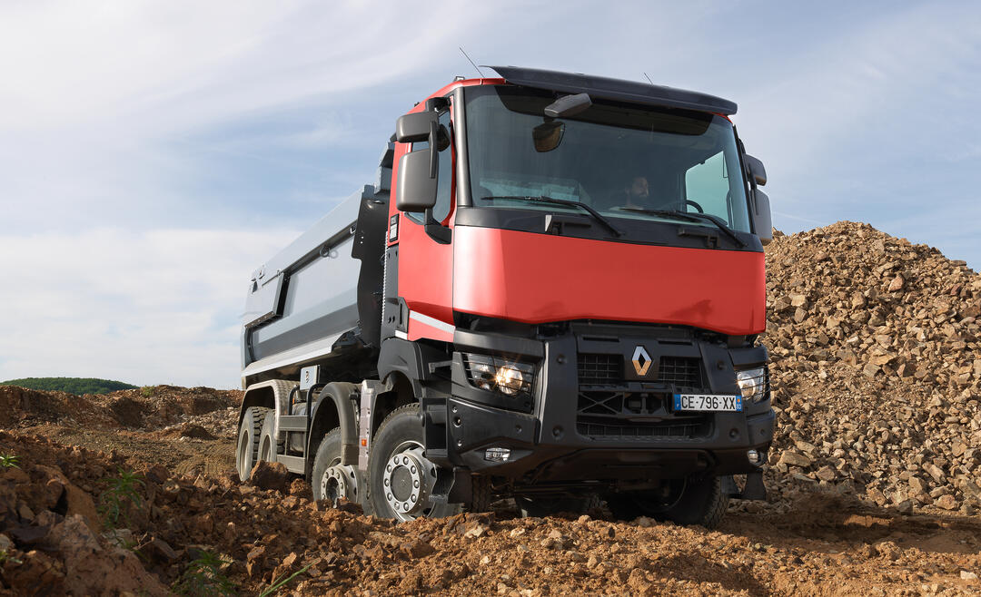 Nijwa-Renault-Trucks-K-3