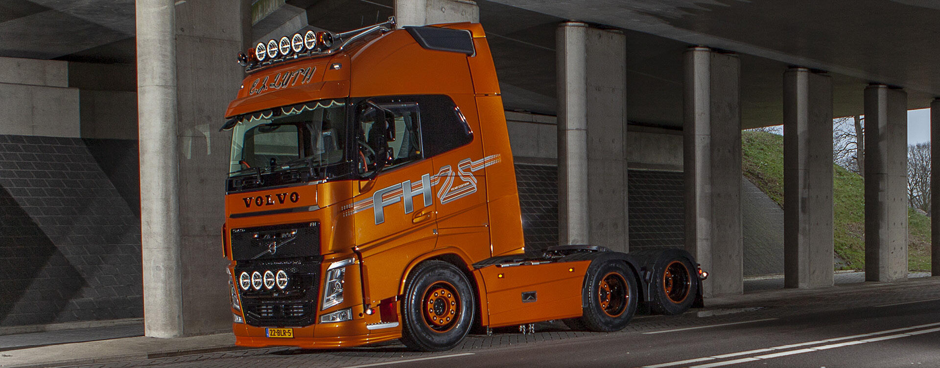 Volvo FH 25 Year Special Edition voor E.J. Luth Transport