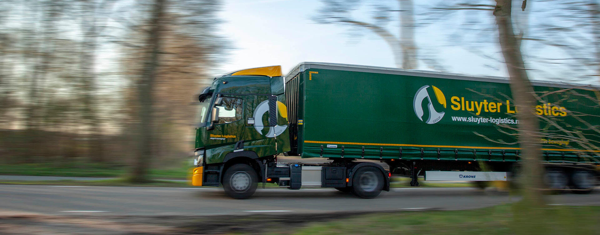 Vijf Renault Trucks T Sleeper Cabs voor Sluyter Logistics