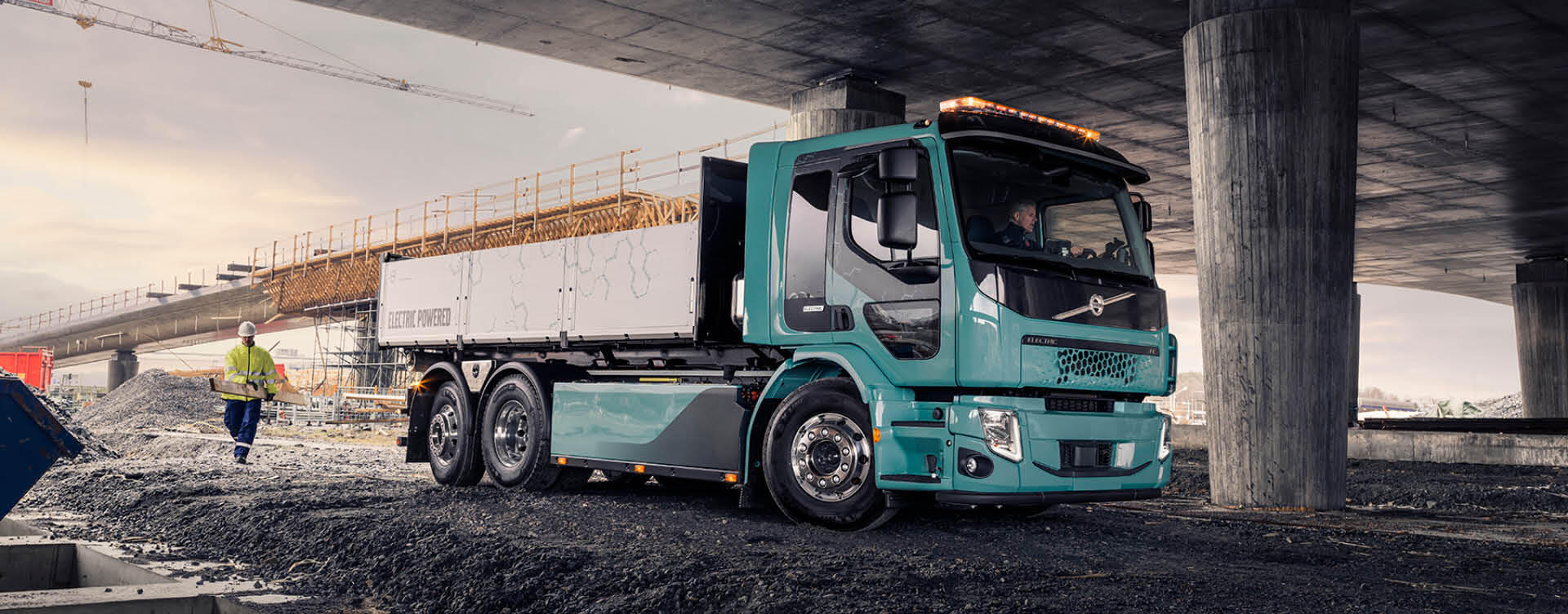 Primeur voor Renewi met eerste elektrische Volvo-truck